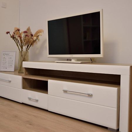 Heart Of The City - 75Sqm Suite Skopje Eksteriør billede