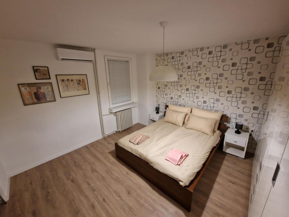 Heart Of The City - 75Sqm Suite Skopje Eksteriør billede